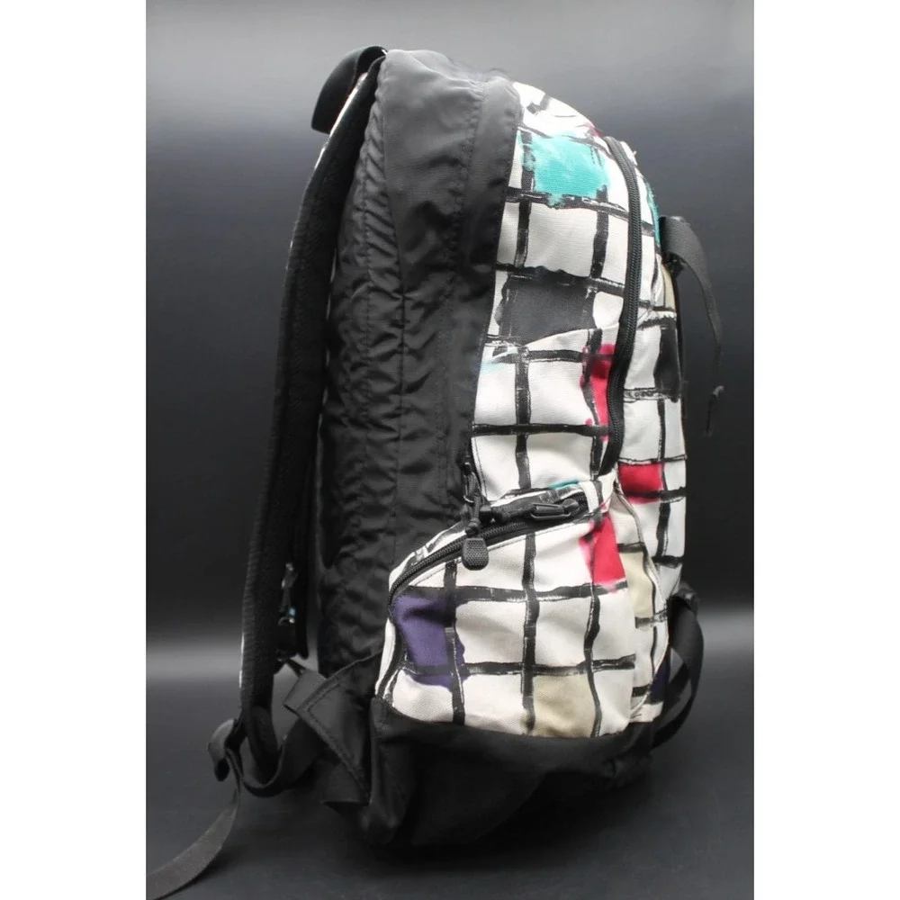 Burton Day Hiker 12L Backpack Snowboard Ski Pack Grid Multicolor